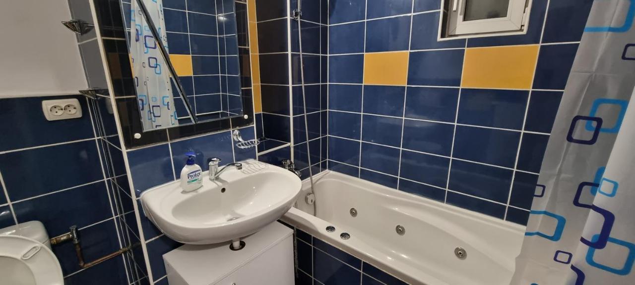 Ultracentral Residence 1 Ploiesti Ngoại thất bức ảnh